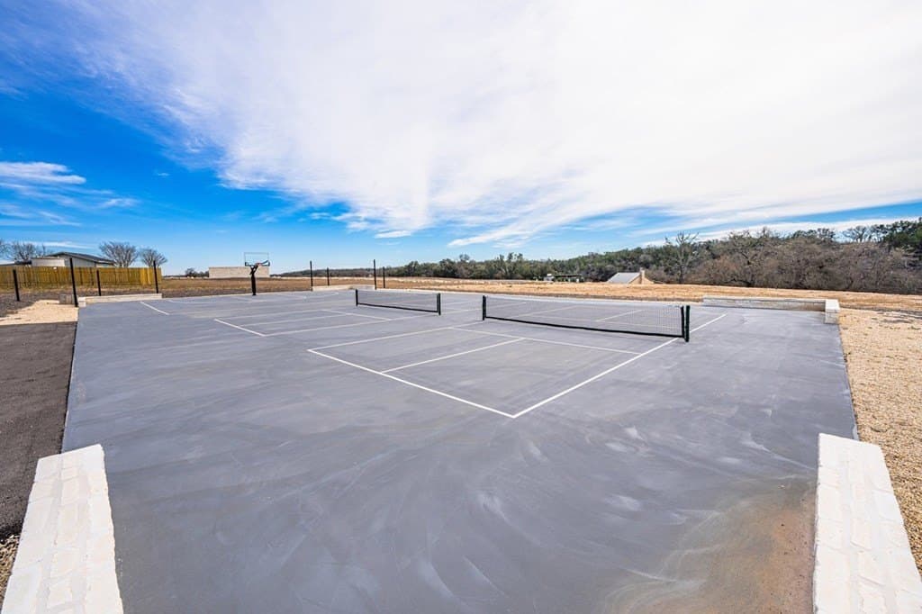 5.7 acres in Gillespie County gallery image 3