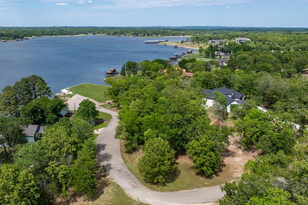 1.1 acres in Henderson County - photo 16