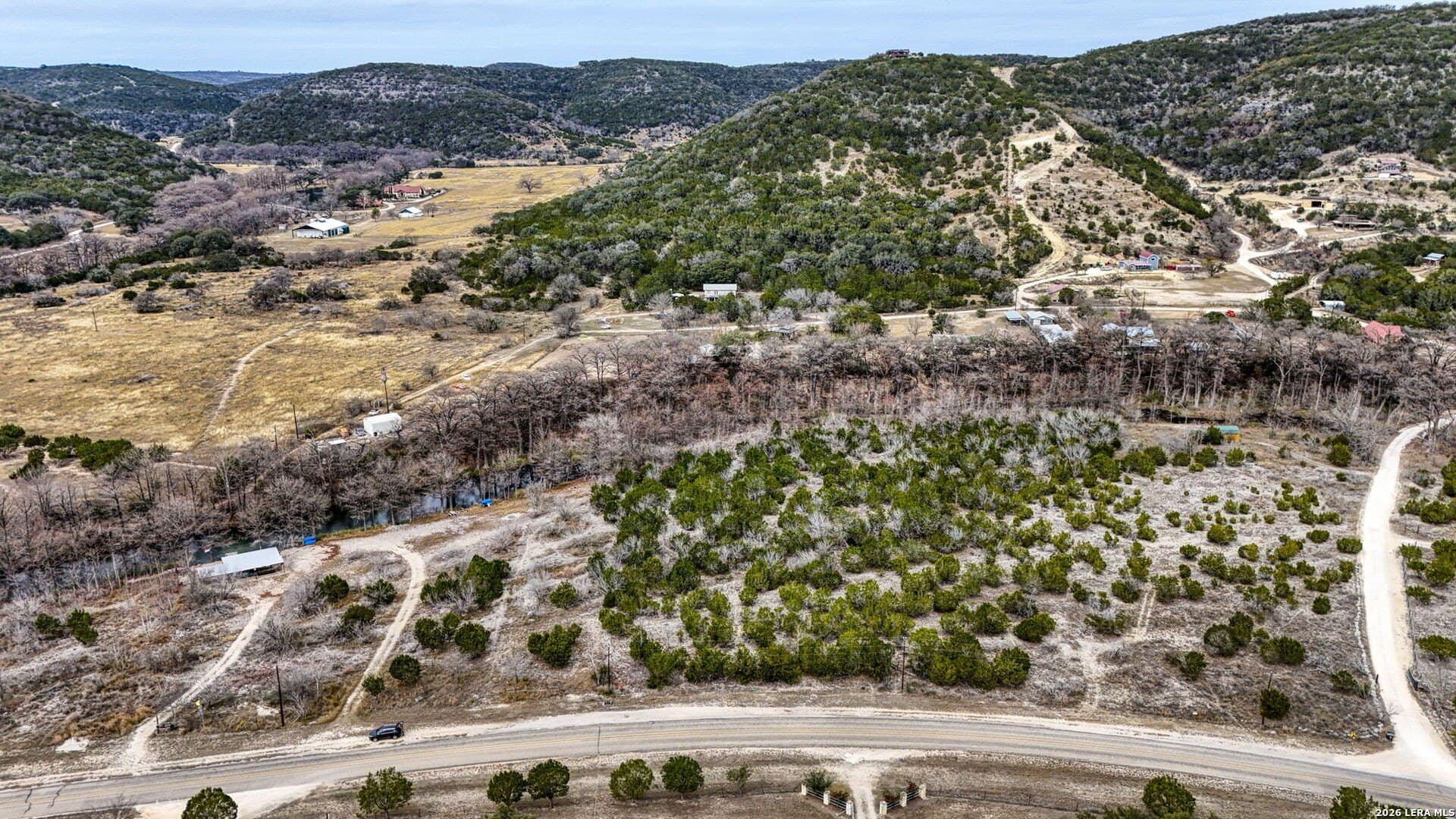 1.07 acres in Bandera County gallery image 3