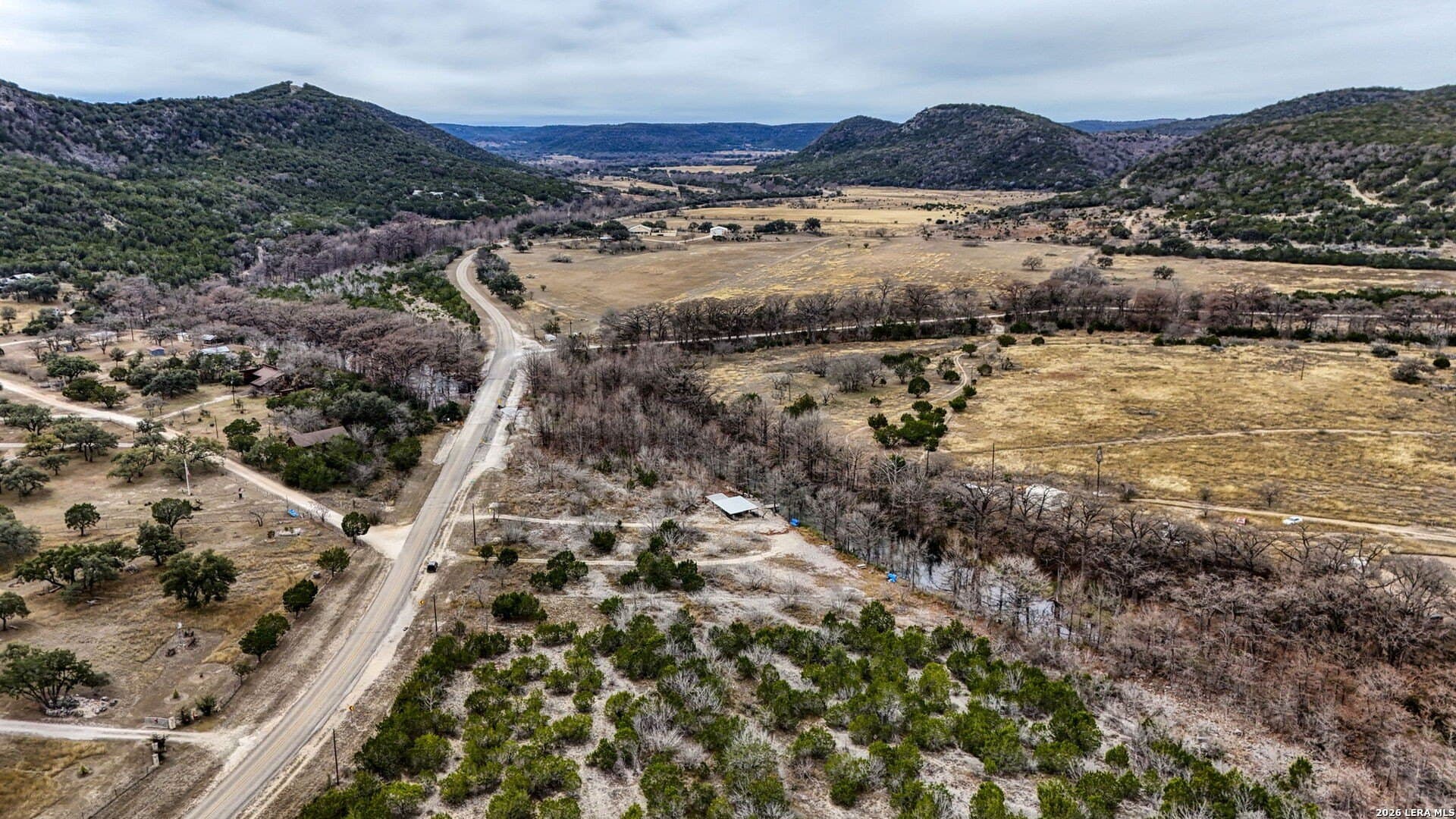 1.07 acres in Bandera County - photo 6