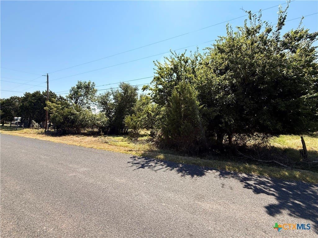 2.84 acres in Bell County gallery image 3