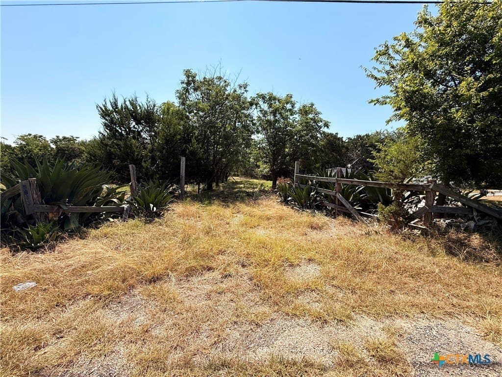 2.84 acres in Bell County gallery image 2