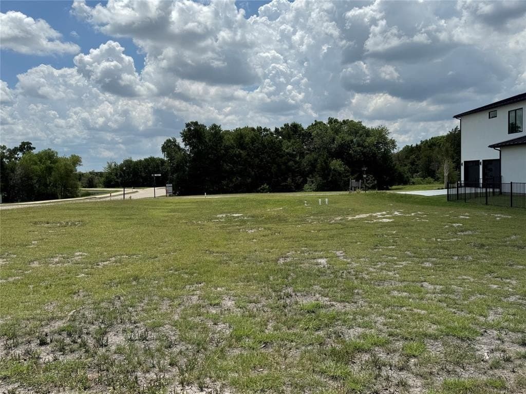0.32 acres in Rockwall County