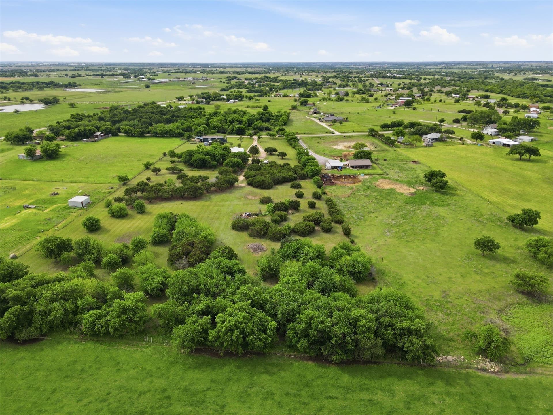 4.54 acres in Johnson County gallery image 2