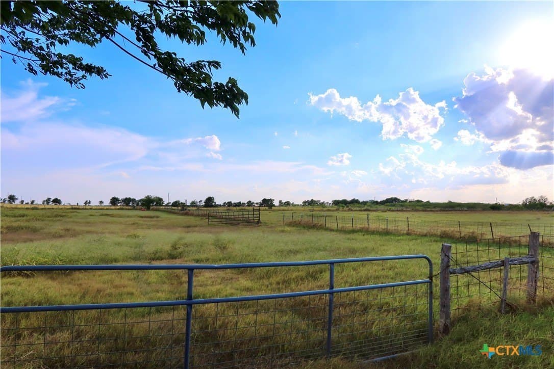 10.01 acres in Bell County - photo 4