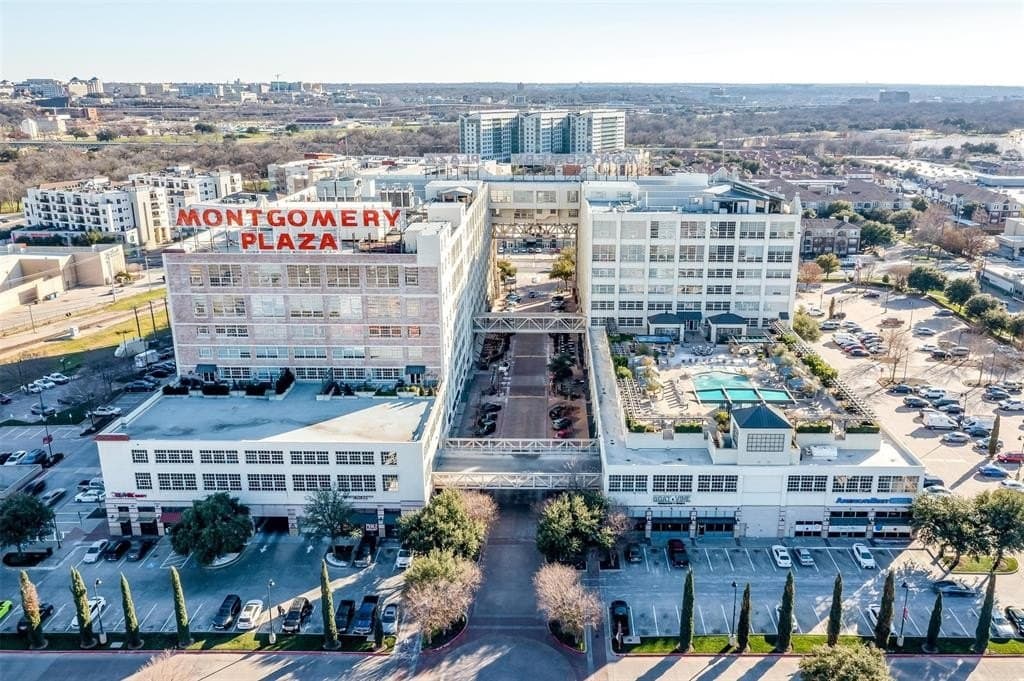 10.68 acres in Tarrant County gallery image 3