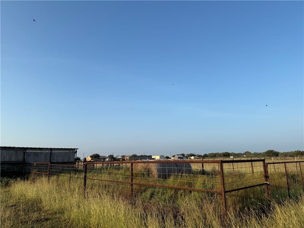 9.68 acres in Jim Wells County - photo 10