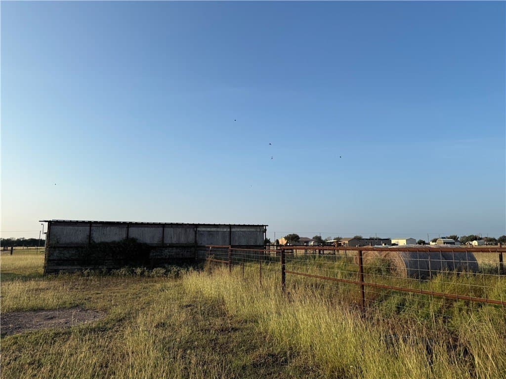 9.68 acres in Jim Wells County - photo 9