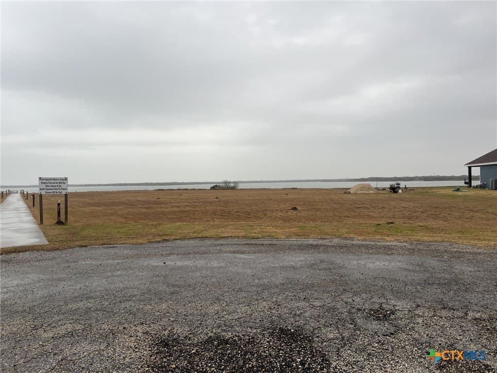 2.84 acres in Calhoun County gallery image 2