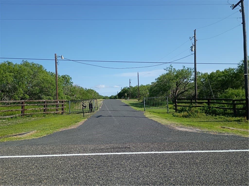 3.04 acres in Live Oak County featured view