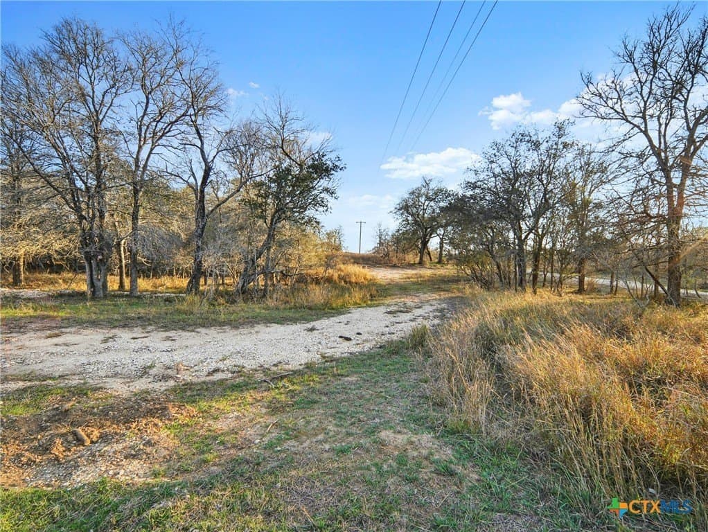 12.72 acres in Guadalupe County - photo 9