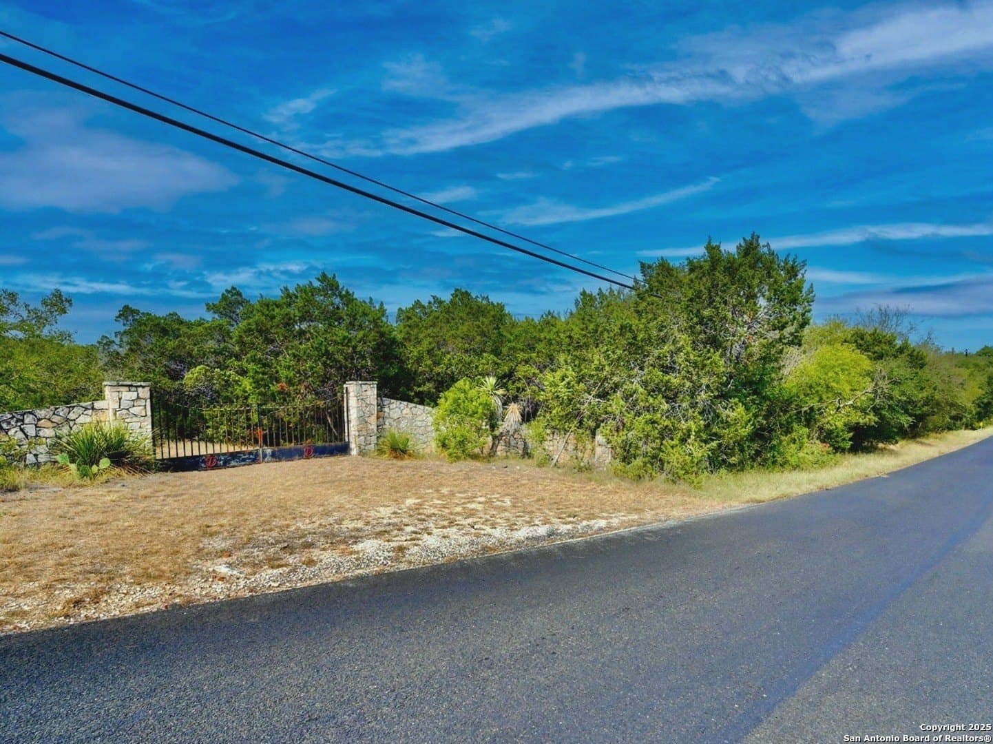 5.6 acres in Bexar County - photo 2