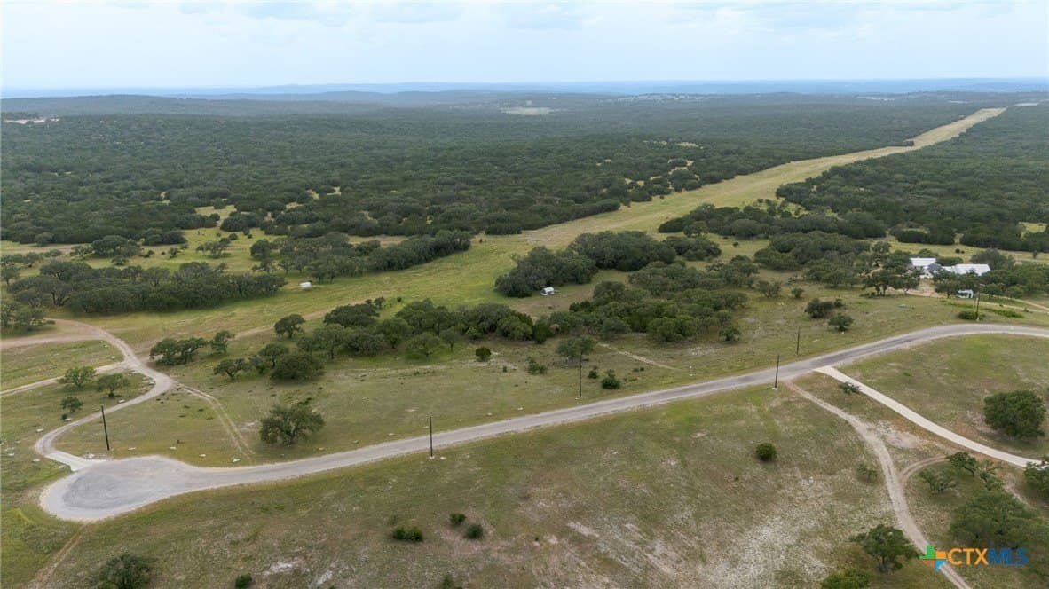 6 acres in Burnet County gallery image 3