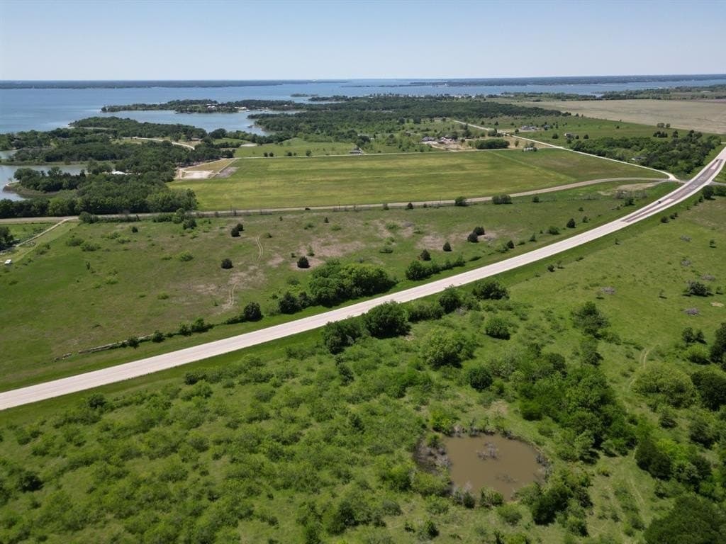 5 acres in Navarro County gallery image 4