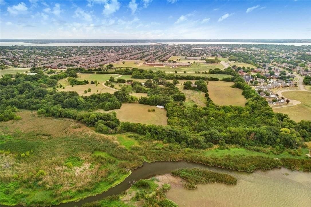2.53 acres in Dallas County gallery image 2