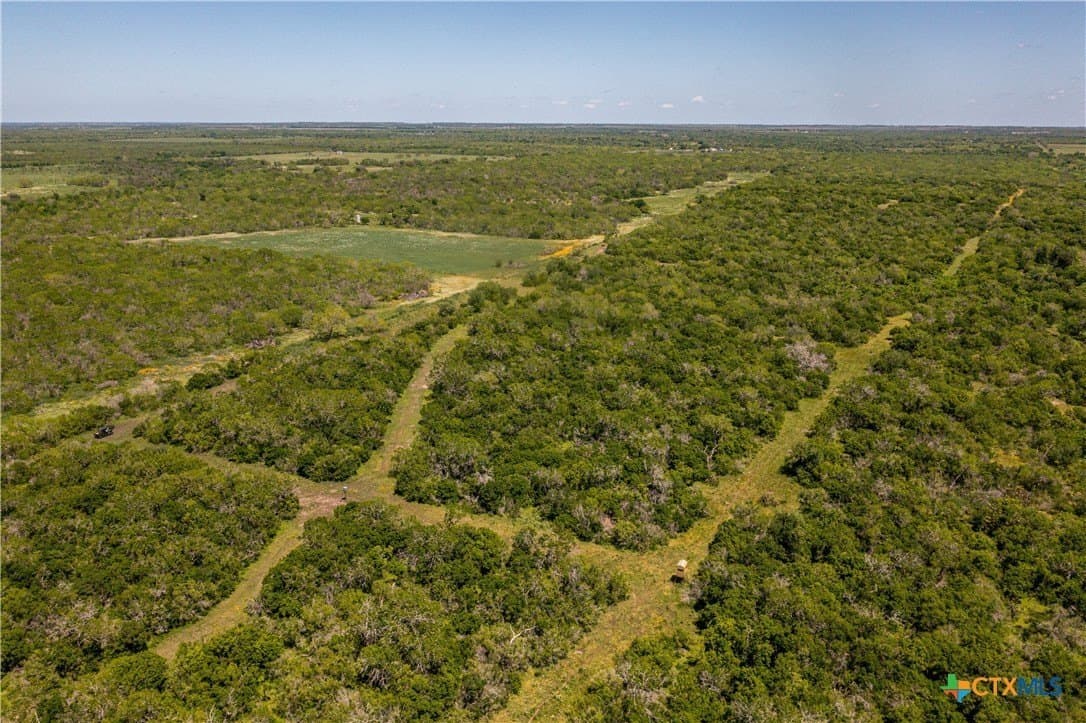 396.84 acres in Karnes County - photo 15