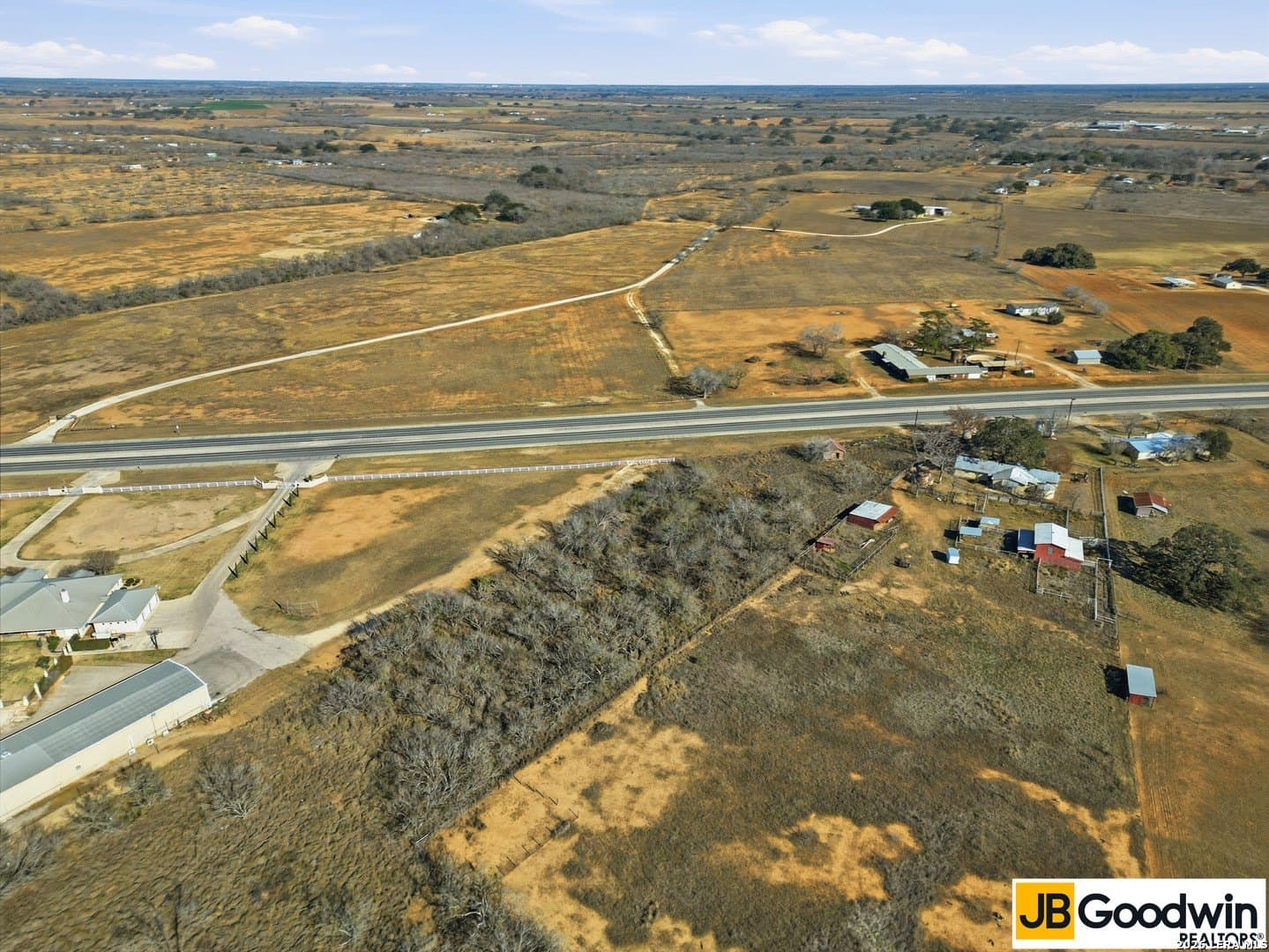 2.32 acres in Atascosa County gallery image 2