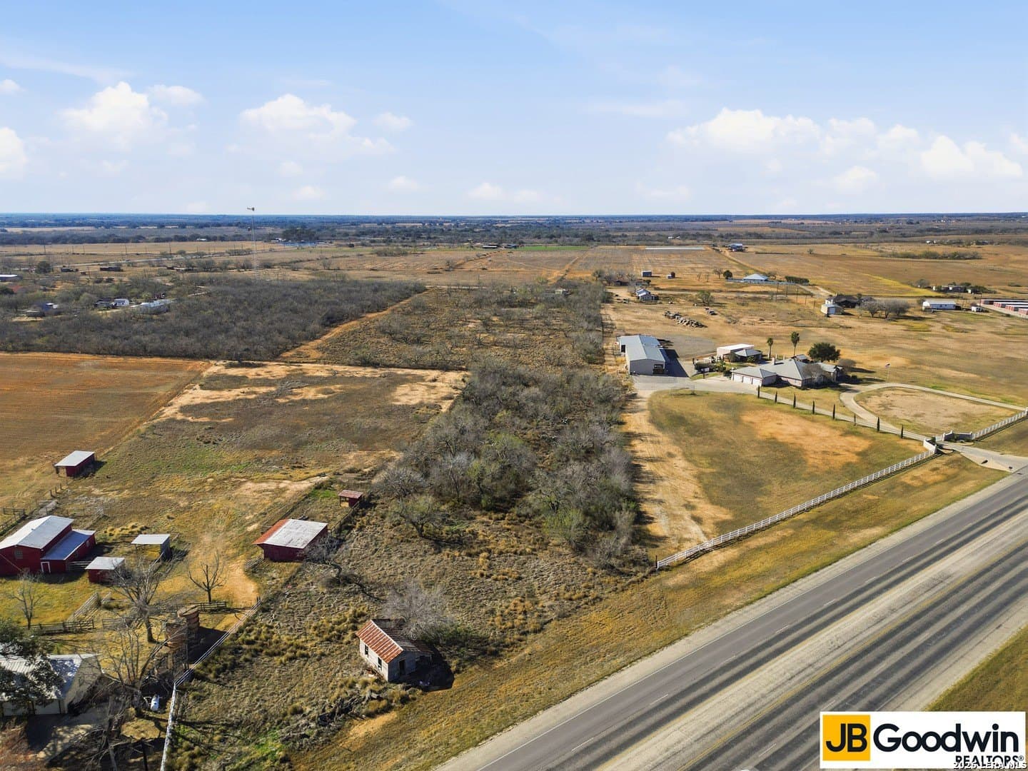 2.32 acres in Atascosa County