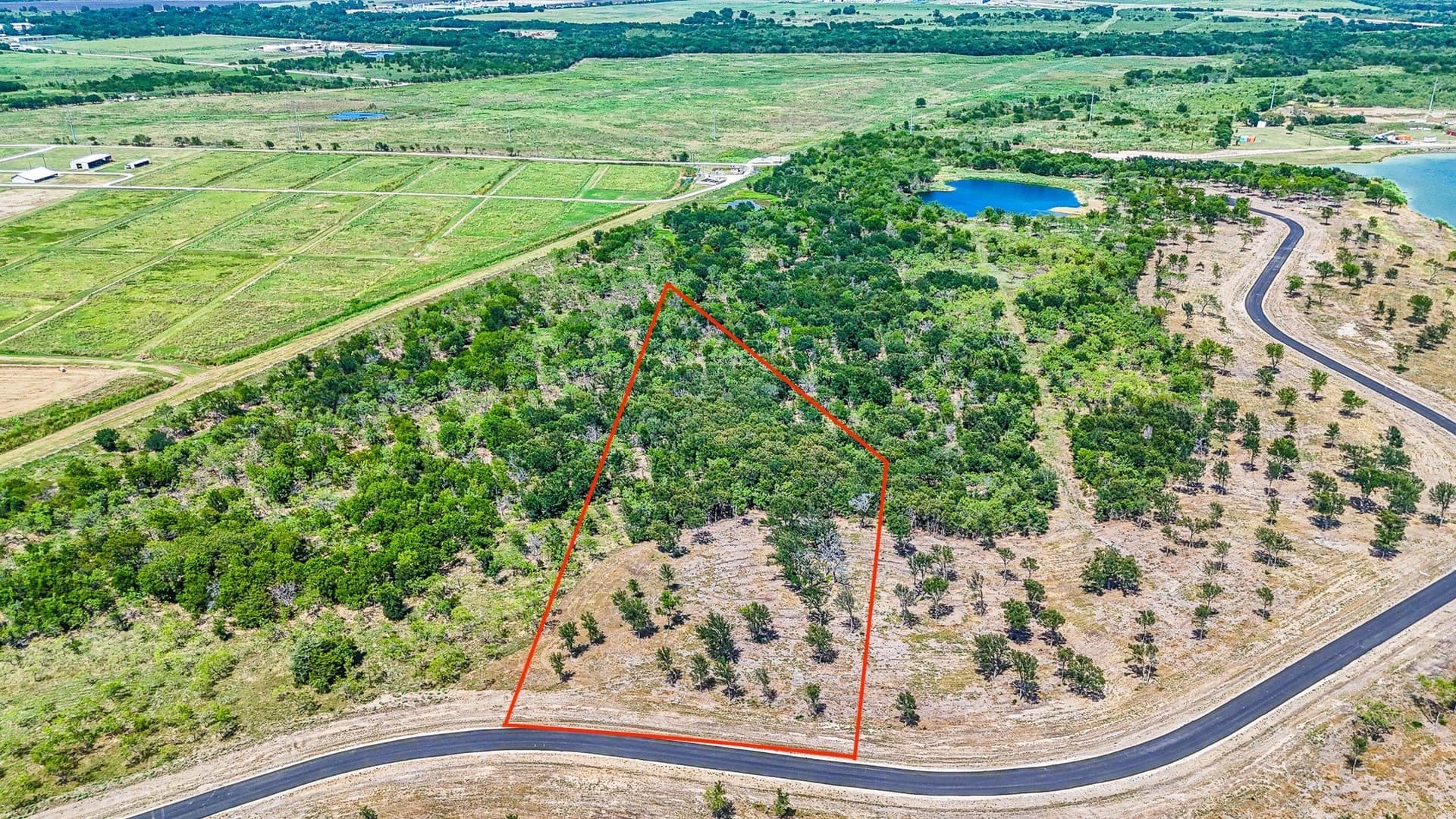 4.39 acres in Navarro County - photo 3