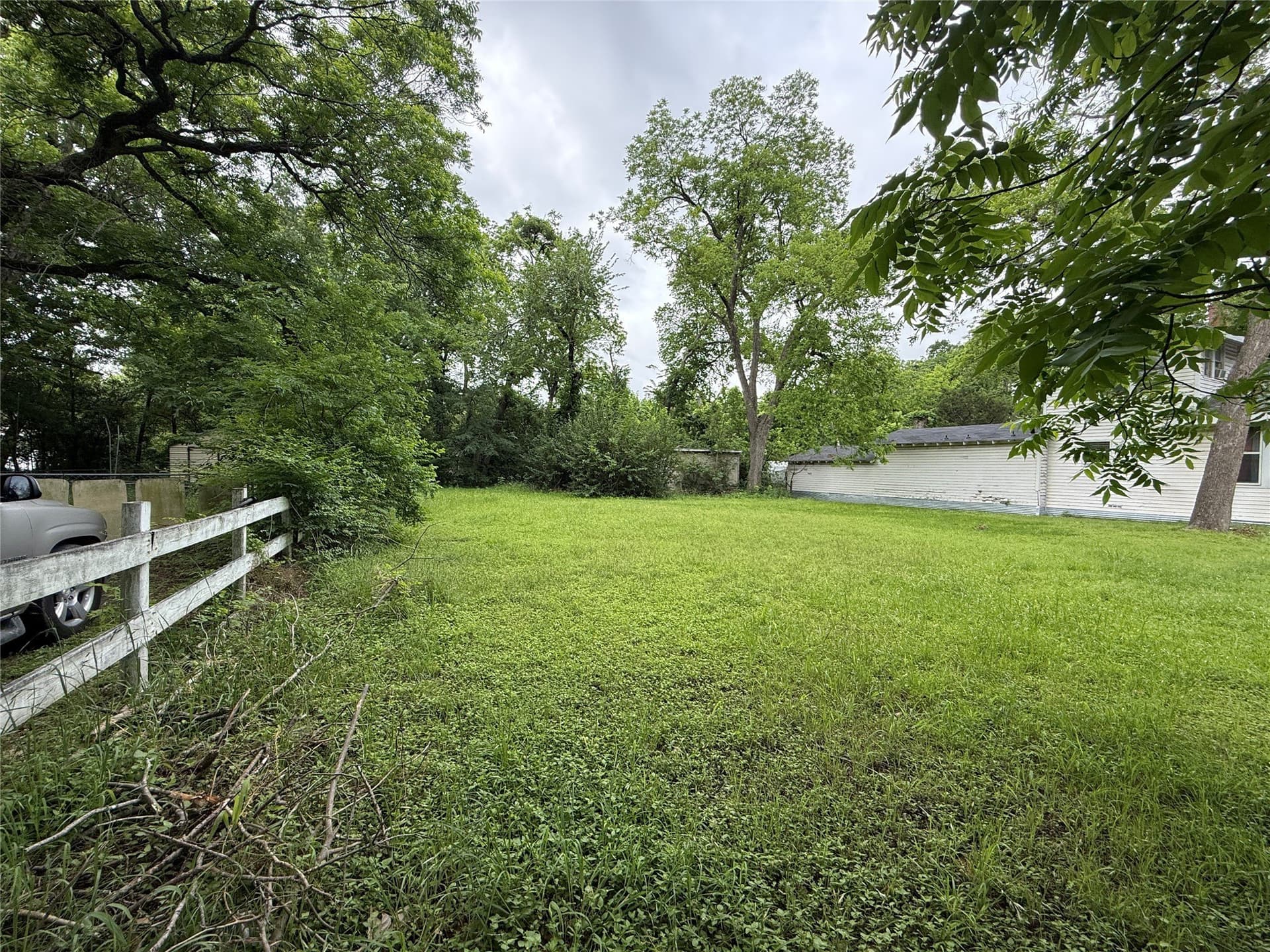 0.27 acres in Navarro County gallery image 3