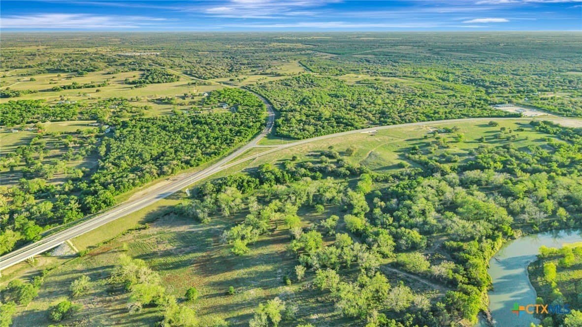 33.13 acres in DeWitt County - photo 11