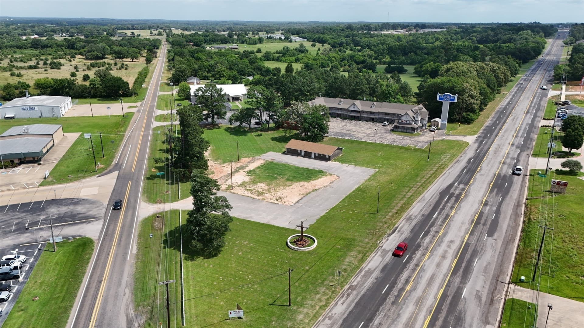 2.15 acres in Henderson County gallery image 4