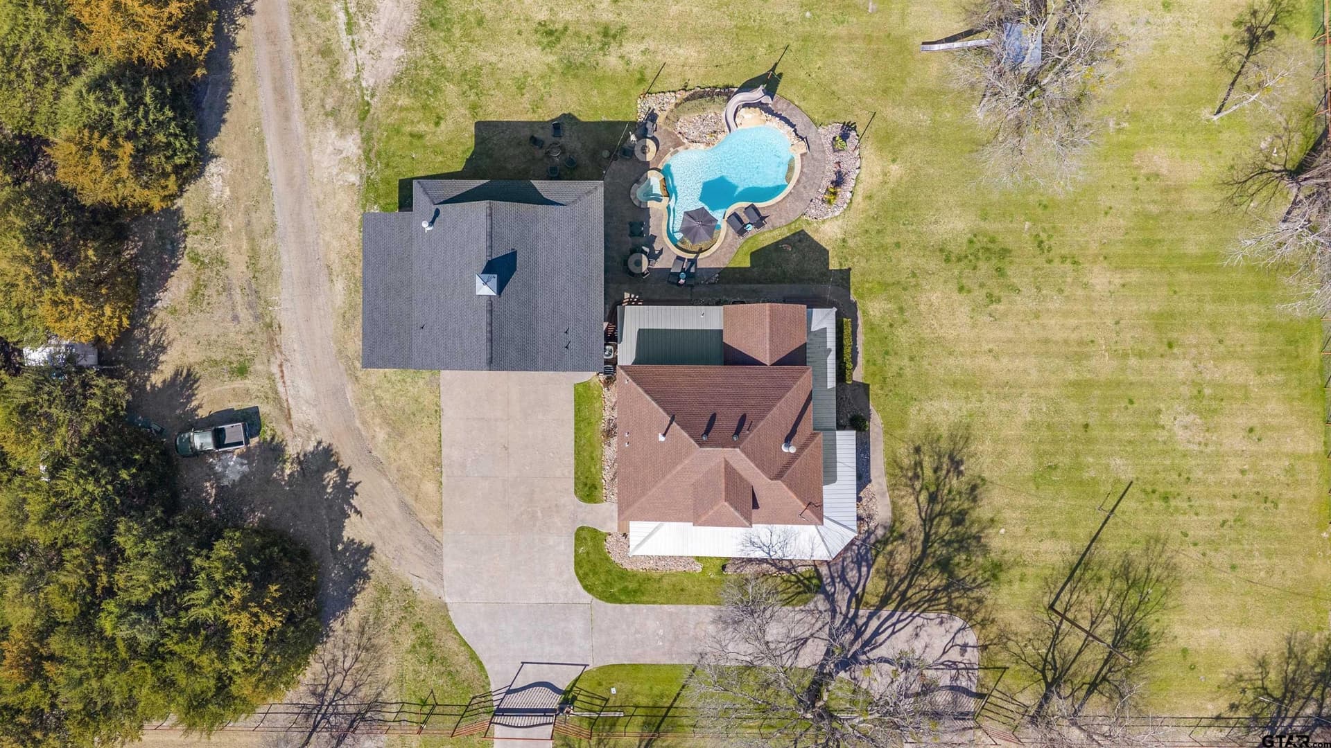 33.81 acres in Hunt County - photo 8