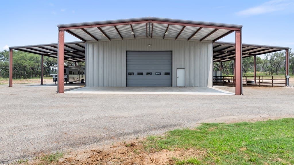 134.48 acres in Blanco County gallery image 2