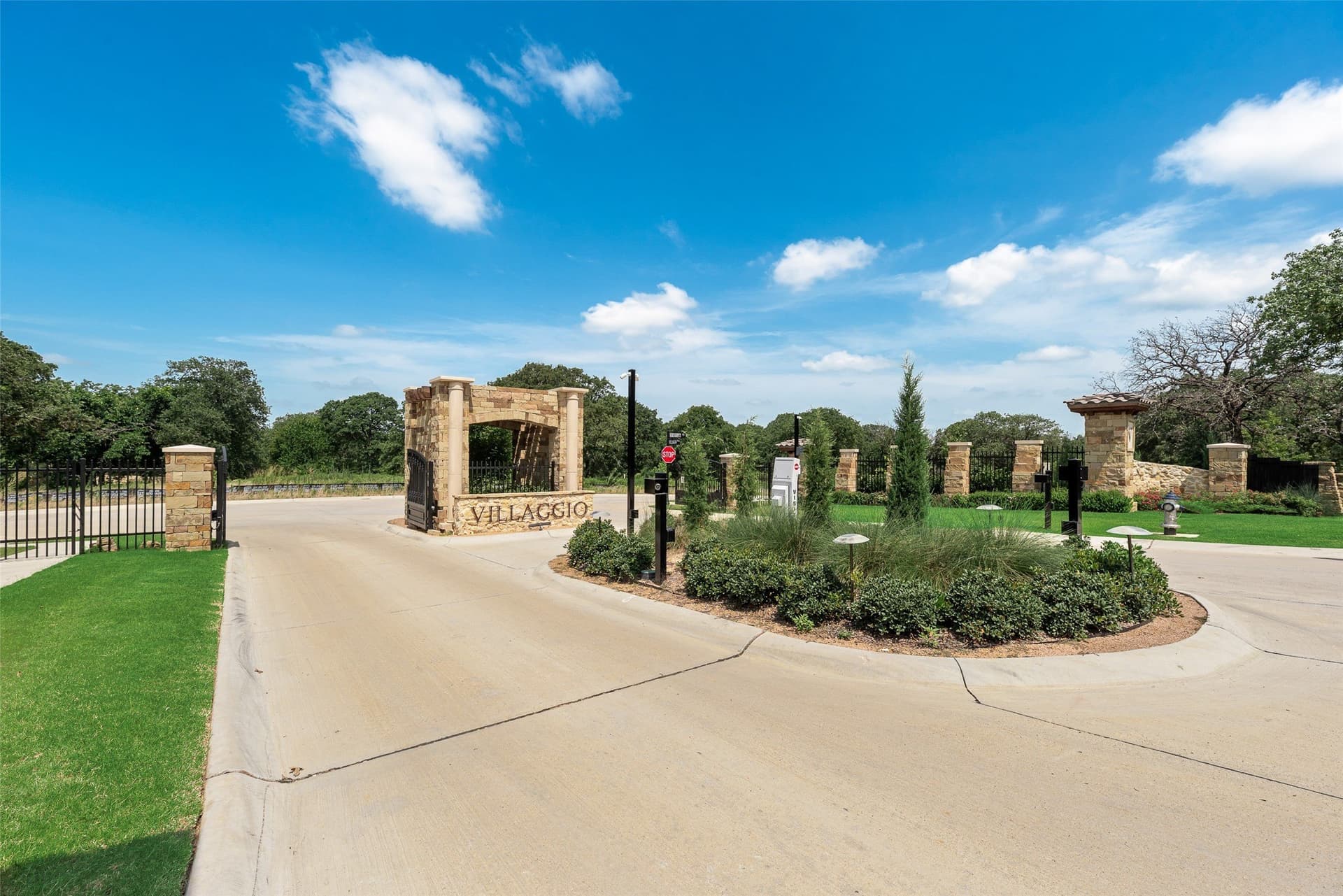 1.01 acres in Tarrant County - photo 6