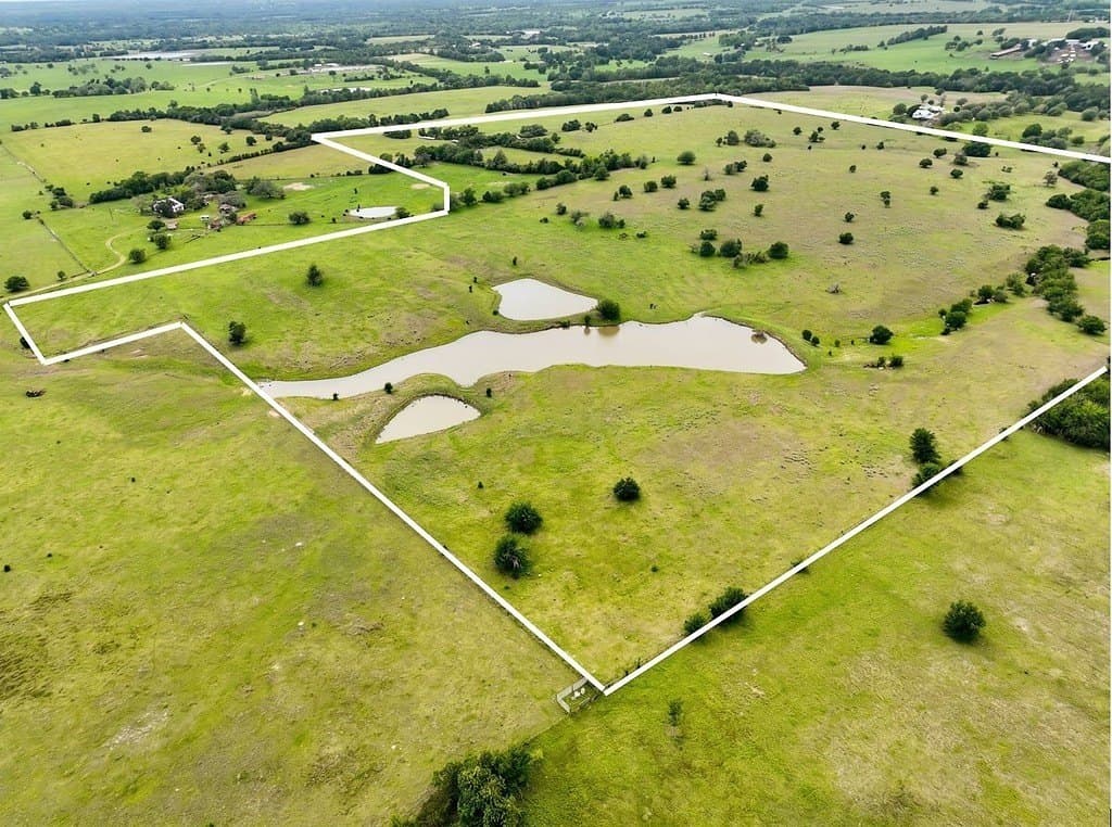 82.95 acres in Austin County