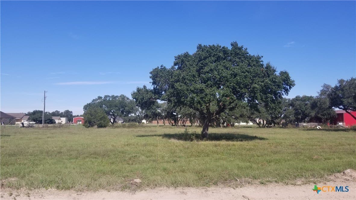 1.32 acres in Victoria County