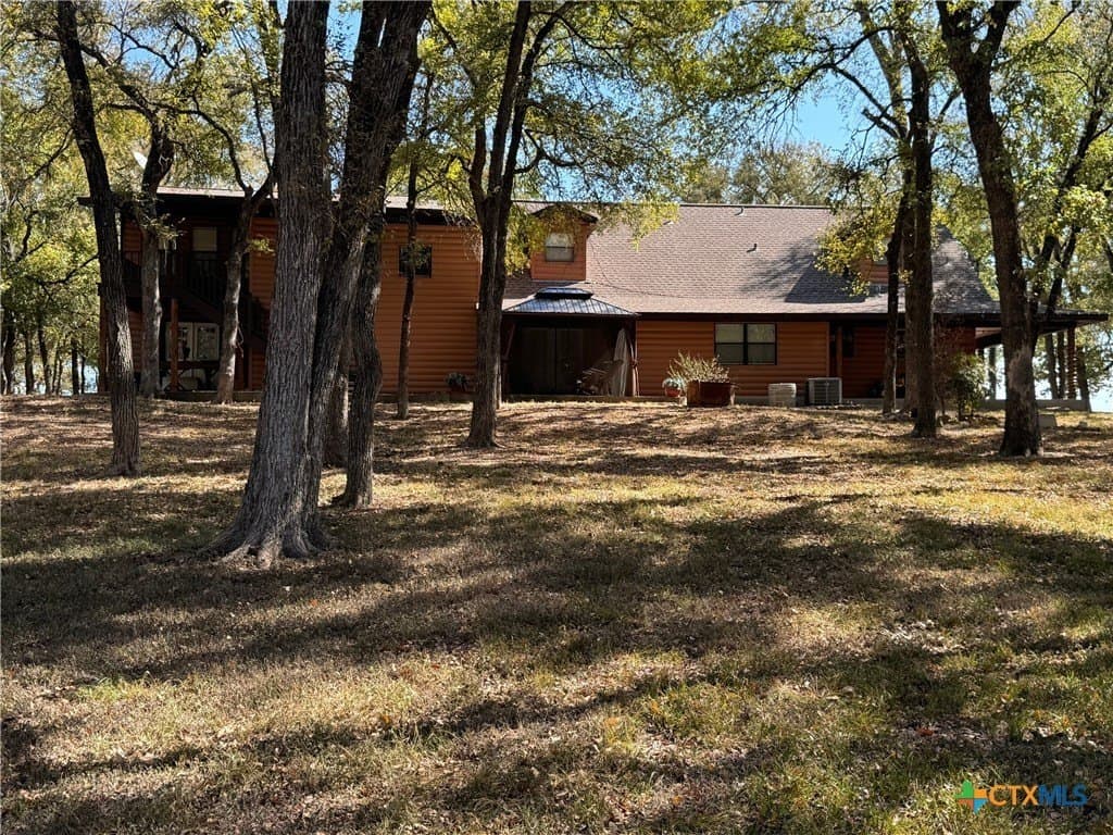 135.82 acres in Milam County - photo 4
