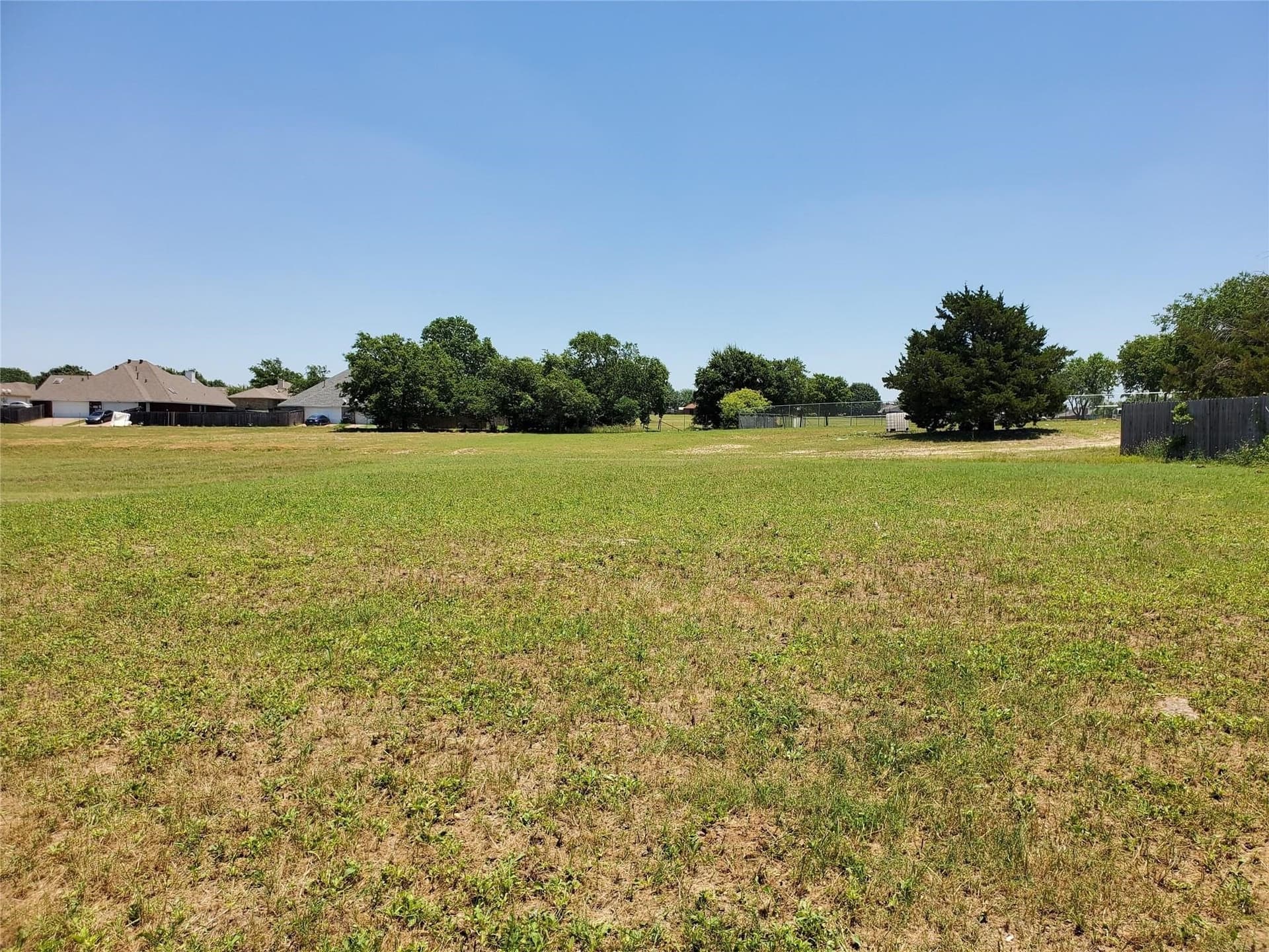 1 acres in Dallas County - photo 3