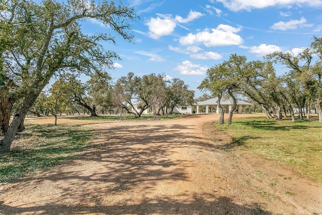 80 acres in Gillespie County - photo 30