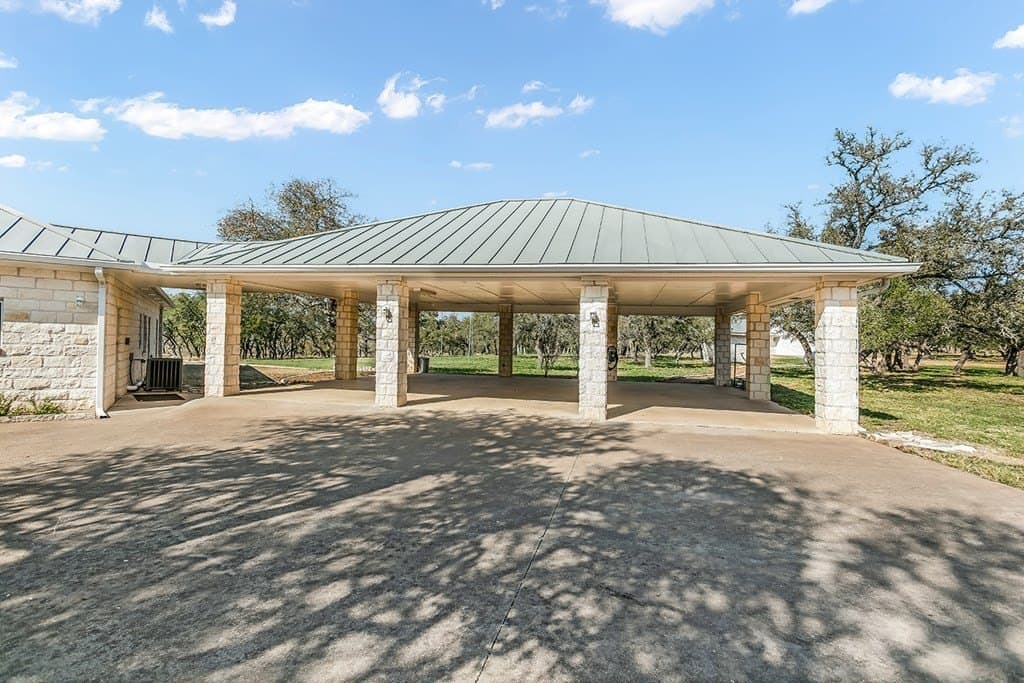 80 acres in Gillespie County - photo 31