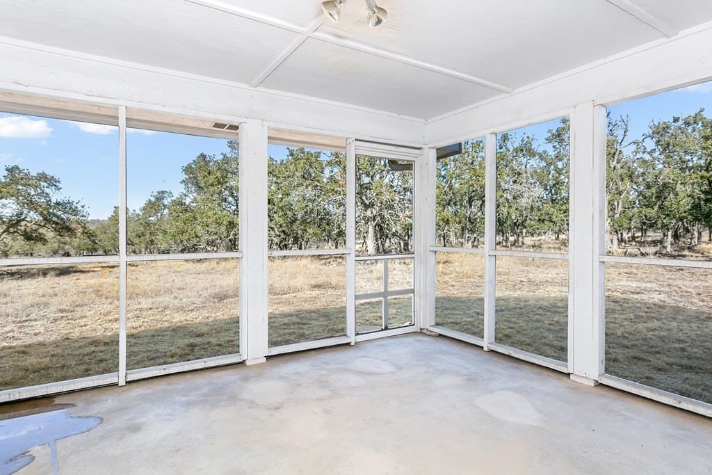80 acres in Gillespie County - photo 18