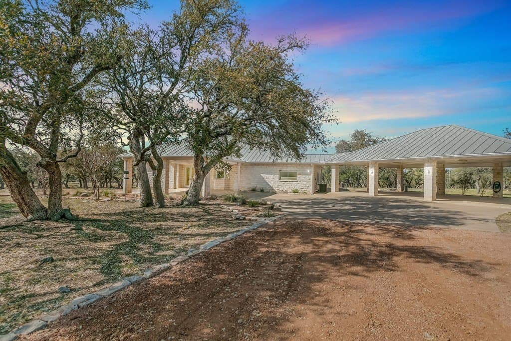 80 acres in Gillespie County - photo 33