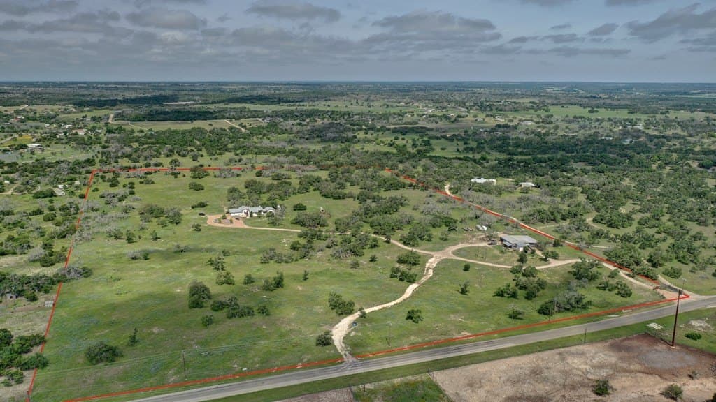 37.66 acres in Gillespie County gallery image 2