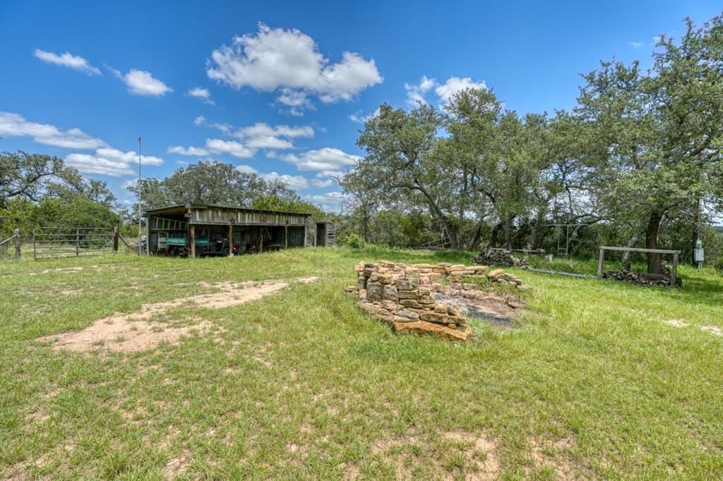 25.17 acres in Blanco County - photo 6