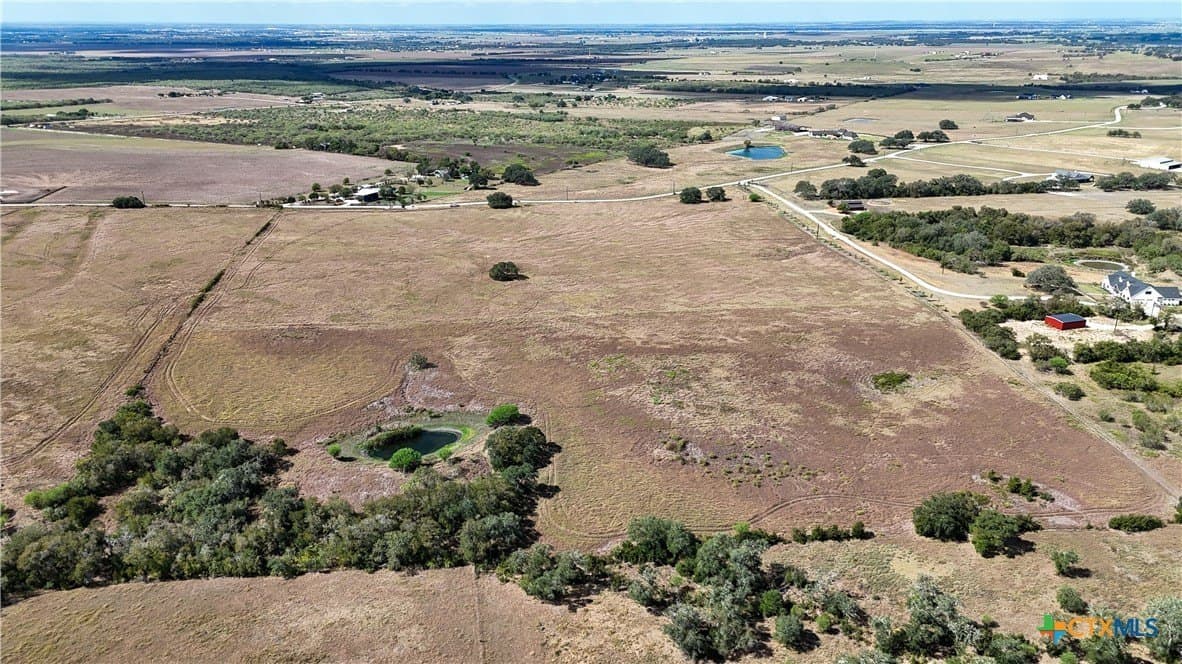 35 acres in Guadalupe County