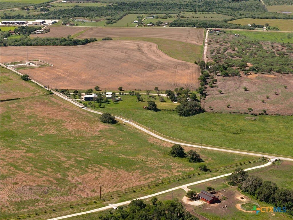 35 acres in Guadalupe County - photo 34