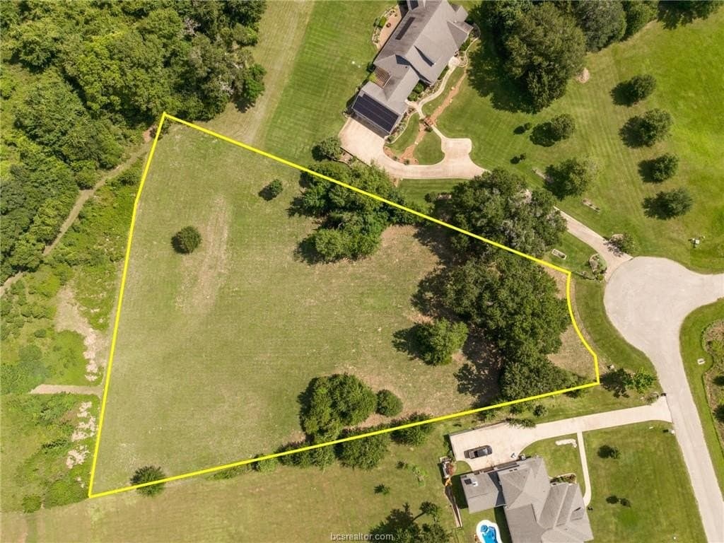 1.98 acres in Grimes County
