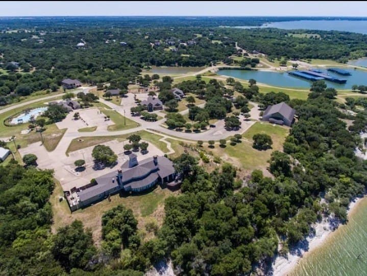 0.26 acres in Hill County - photo 3