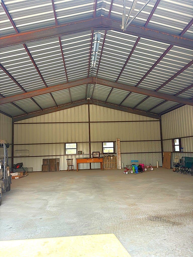 462.11 acres in Real County - photo 4