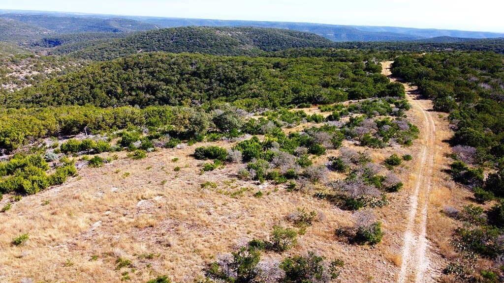 462.11 acres in Real County - photo 30