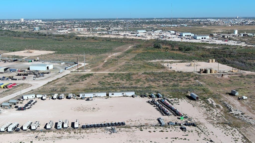2 acres in Ector County gallery image 4