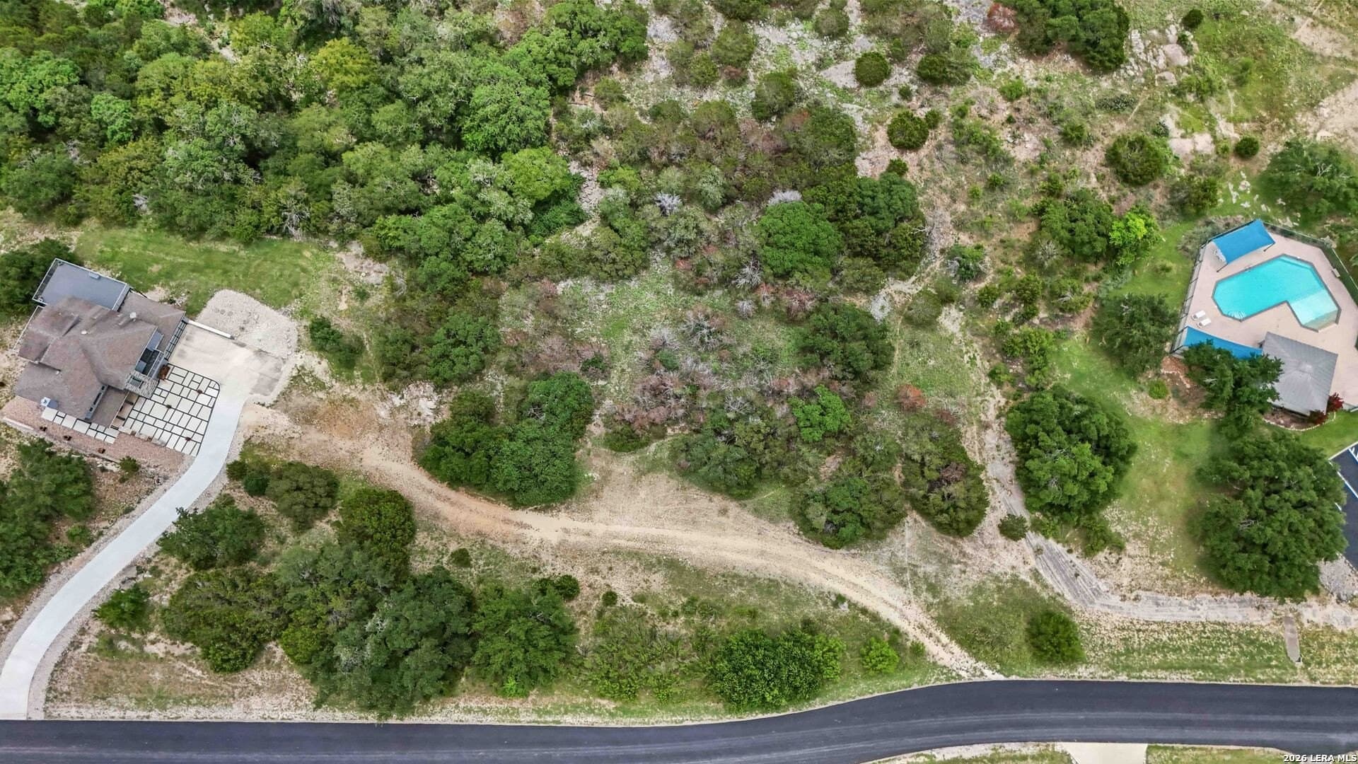 1.15 acres in Comal County - photo 3
