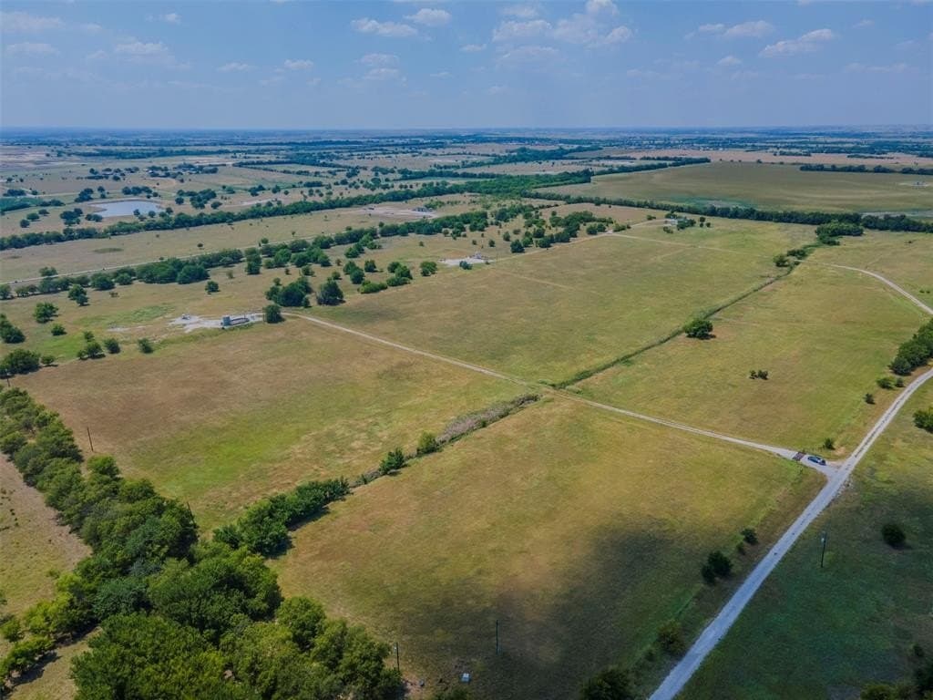 76.74 acres in Wise County