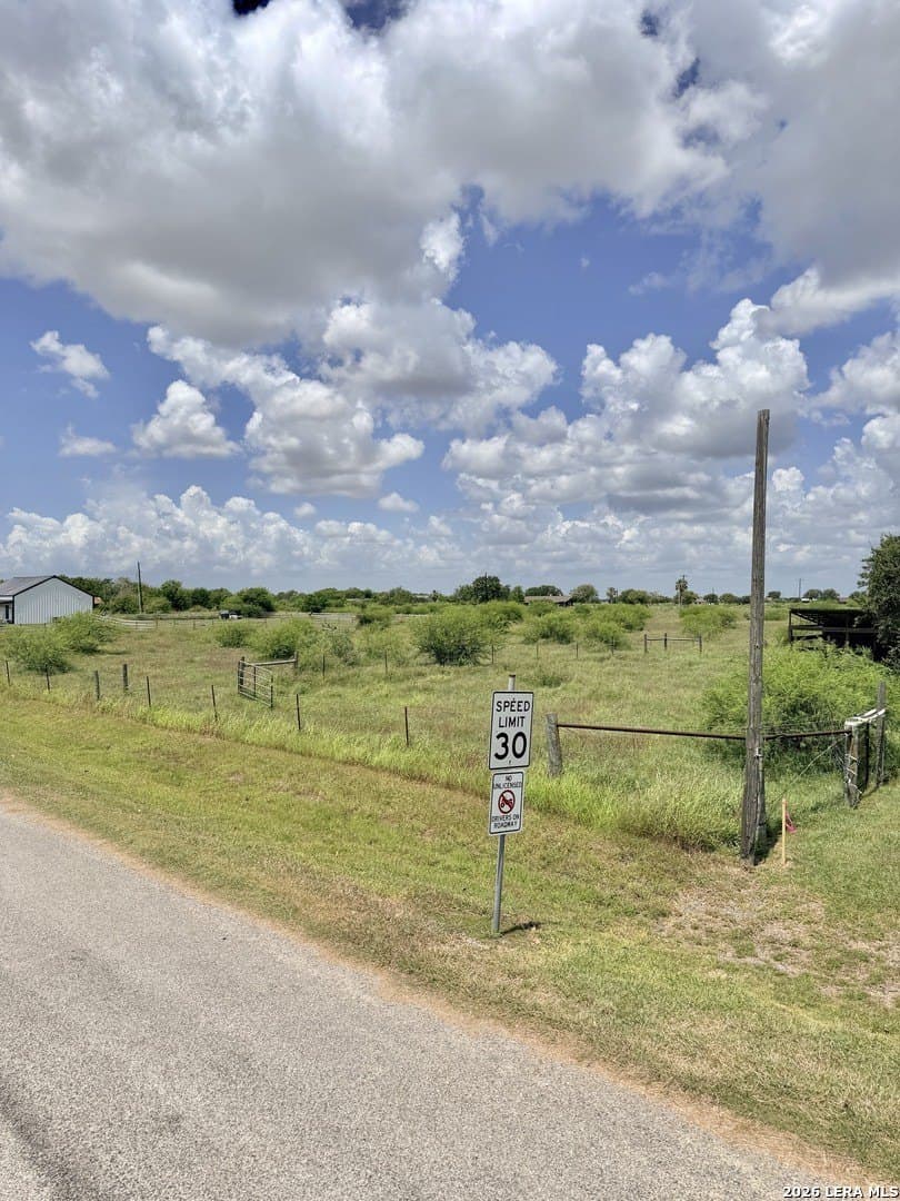 1.6 acres in Calhoun County - photo 5