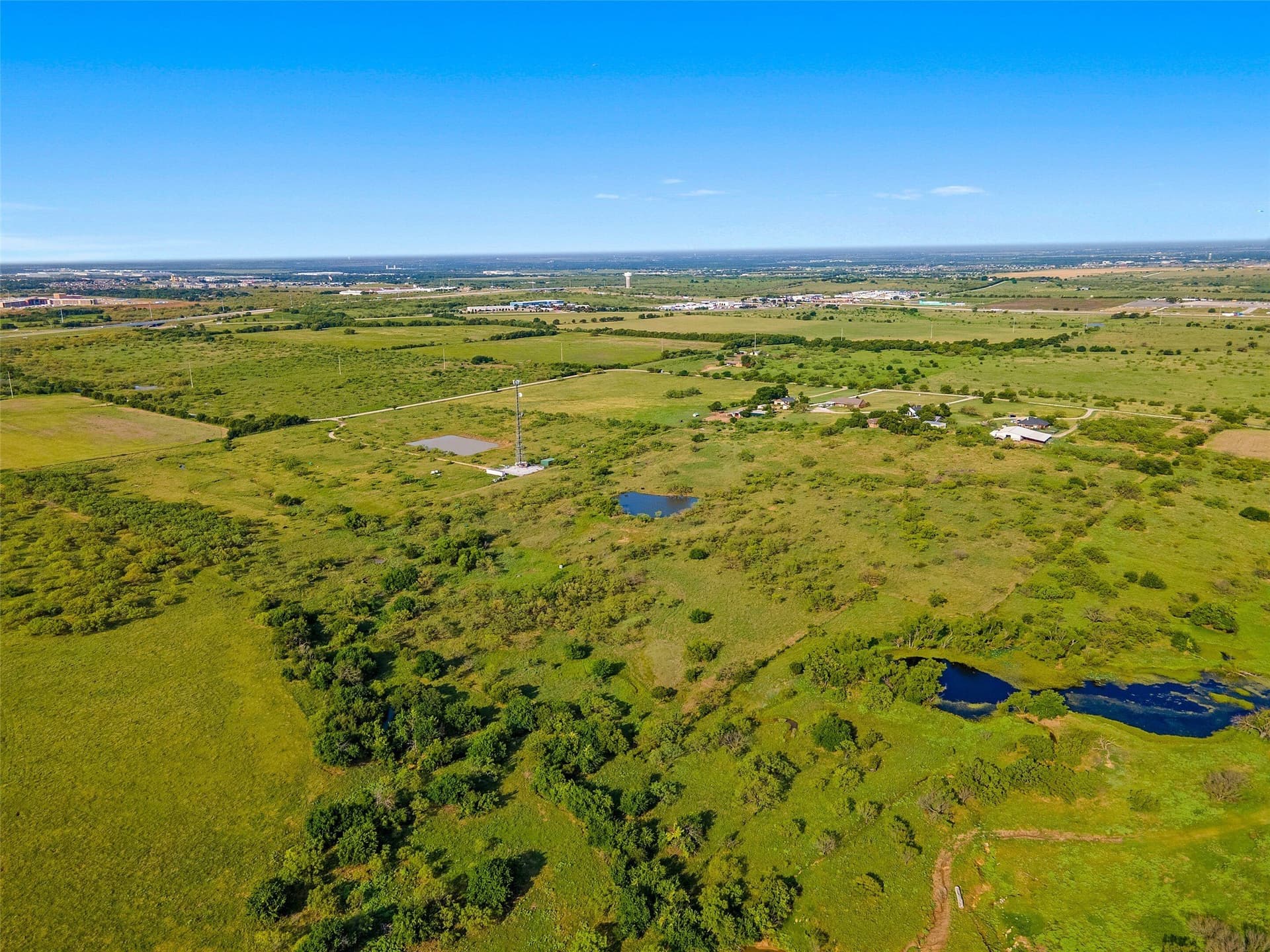 27.9 acres in Denton County gallery image 2